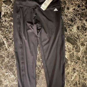 NWT!! Adidas leggings. Size XL